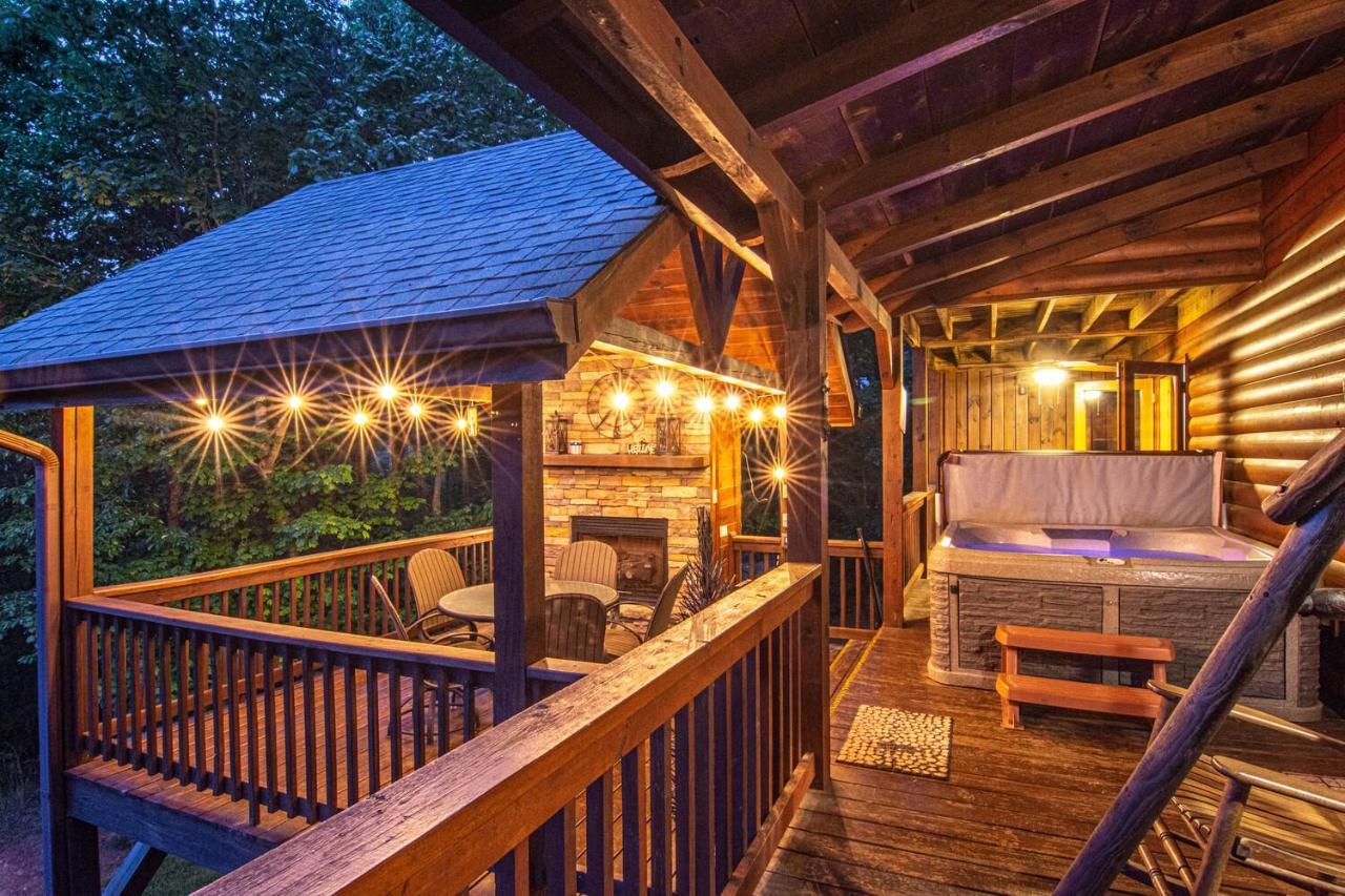 Incredible Views! - Pet Friendly - Aska Adventure Area - Bearfoot Bungalow Blue Ridge Ngoại thất bức ảnh