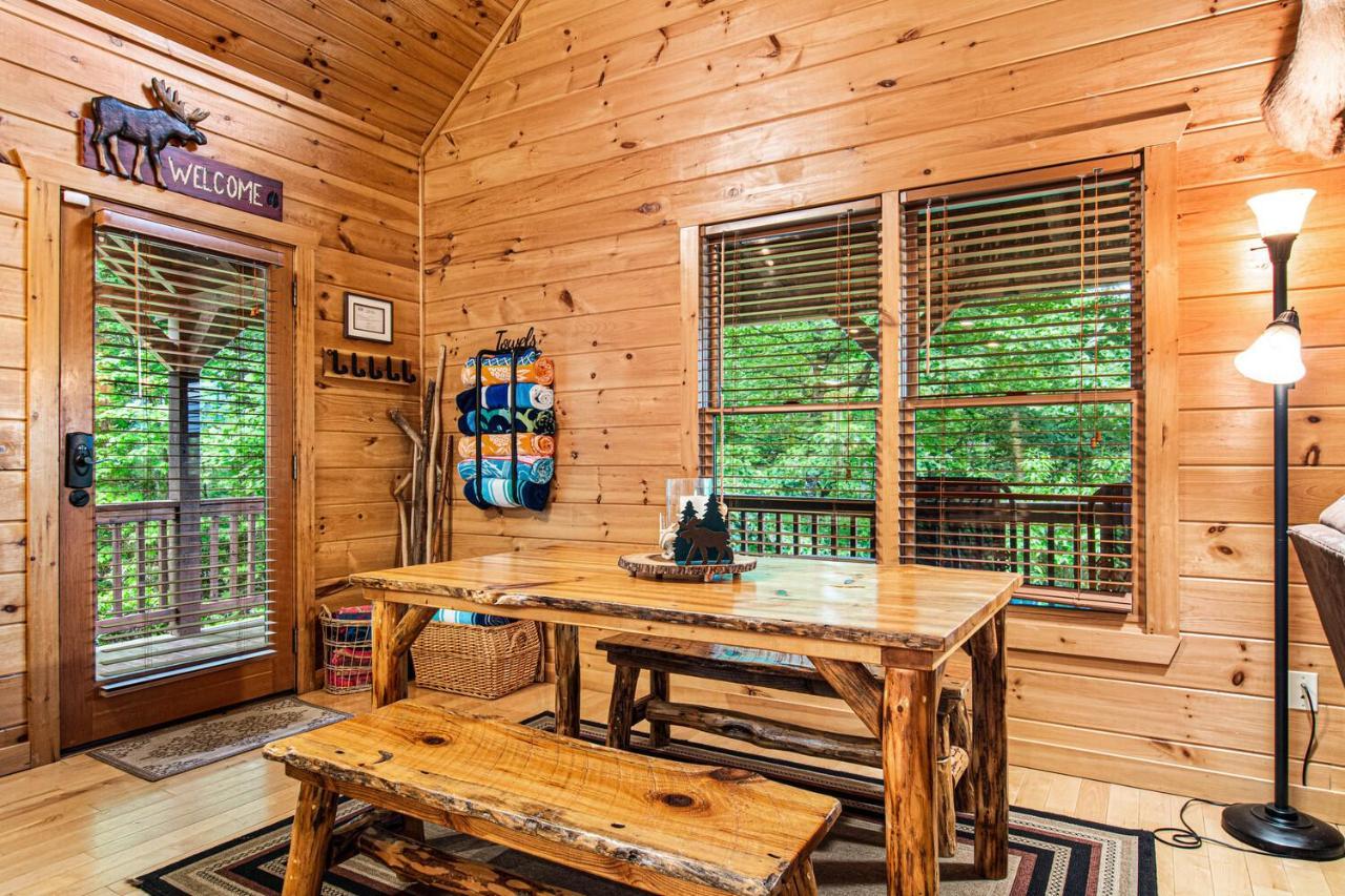 Incredible Views! - Pet Friendly - Aska Adventure Area - Bearfoot Bungalow Blue Ridge Ngoại thất bức ảnh